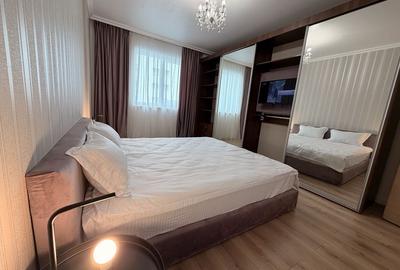 De inchiriat Apartament 2 camere Rin Grand Hotel - 2