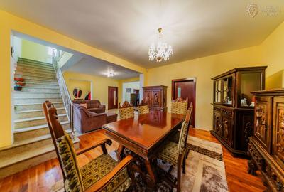 Vilă 5 camere de Vanzare Chișineu-Criș - 1