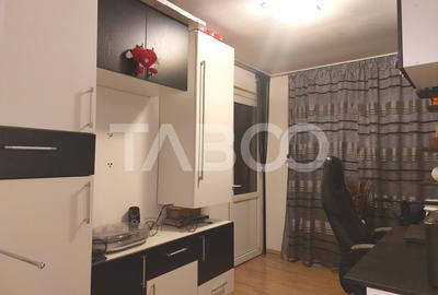 Apartament 55 mpu mobilat utilat 3 camere 2 balcoane pivnita Cisnadie - 5