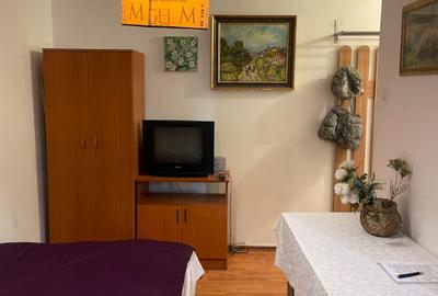 Garsoniera - zona Titan - 3