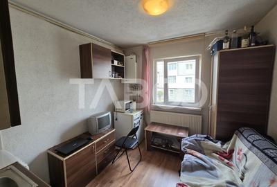 Garsoniera decomandata etaj intermediar 1 zona Vasile Aaron Sibiu - 1