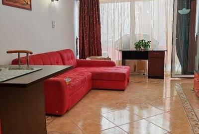 Apartament cu 2 camere decomandat, mobilat în Sat Vacanță