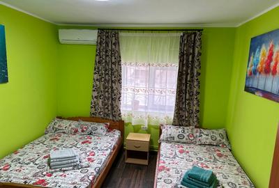 Casă de vânzare în Costinești. Casa se vinde cu tot cu mobila, electrocasnice. - 13