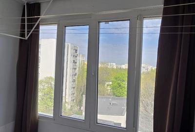 Inchiriere garsoniera semidecomandata,PRIMA INCHIRIERE,metrou Aparatorii Patriei - 11