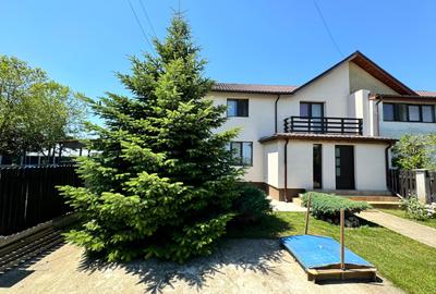 Casă cu 4 camere în Domnești