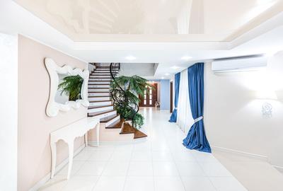 In dulcele stil mediteranean - casa de lux cu accente contemporane - 25