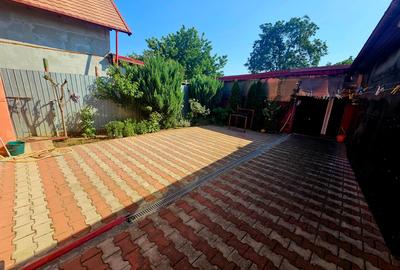 Casă spațioasă cu 9 camere în Strejnicu – pentru locuință, birouri - 6