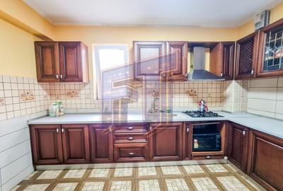 Casa 10 camere Andronache, S+P+1+M, potrivită pentru Clinică, Scoală, Azil - 4
