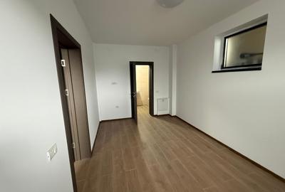 Spațiu semidemisol de vânzare – ideal pentru investiție / business, Mamaia Nord - 13
