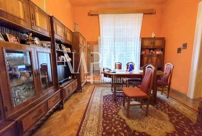 Apartament cu 4 camere semidecomandat în Central