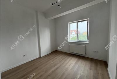 Apartament cu 3 camere 2 bai si 2 balcoane zona Ciresica - 12