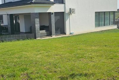 Casă complet mobilată și utilată, independentă energetic Dezmir - 3