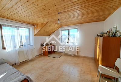 Casa Sibiu cu pivnita si garaj, curte mare - 17