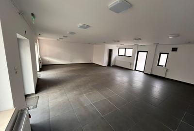 Vand doua spatii comerciale, str Ioan  Budai Deleanu - 0752.600.222. - 1