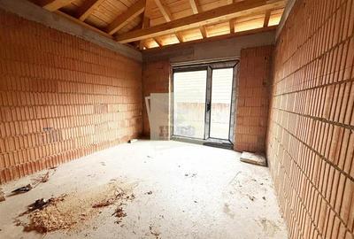 Casa individuala cu 4 camere 3 bai si 390 mp teren in Sura Mica - 15