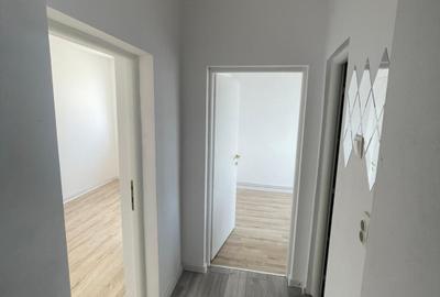 Apartament 3 camere, renovat, într-o zonă liniștită – Beclean - 2