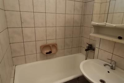INCHIRIEZ apartament 2 camere decomandat,zona Strand - 7