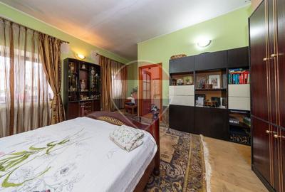 Casă individuala spatioasa cu 8 camere si teren 610 mp centru BOD - 29