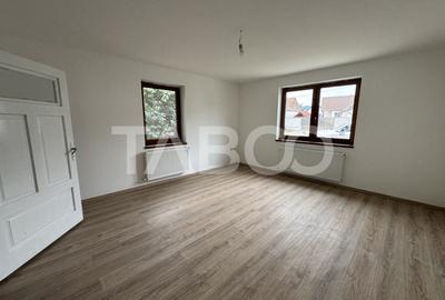 Casă individuală cu 2 camere în Cristian