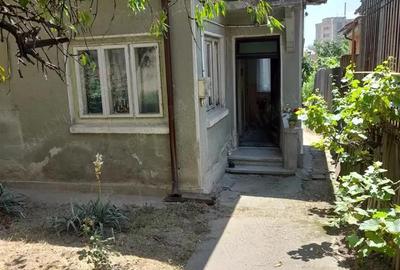 Casă individuală cu 4 camere în Brazda lui Novac