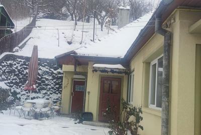Casa Săcele, poziționată într-o zona linistita și buna - 11