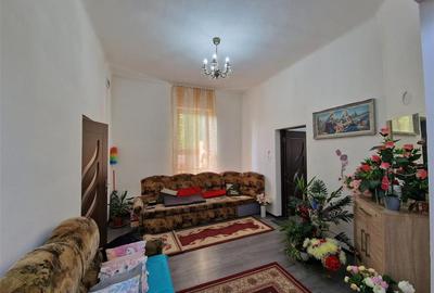 Casa cu 3 camere in centrul comunei Salard - 4