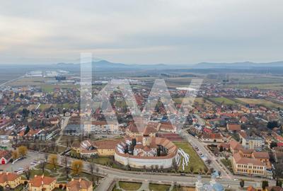 Proiect de restaurare langa Cetatea Prejmer,  casa si teren de 5.458 mp - 8