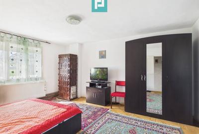 Casă solidă cu 5 camere in localitatea Almaș, Arad - 4