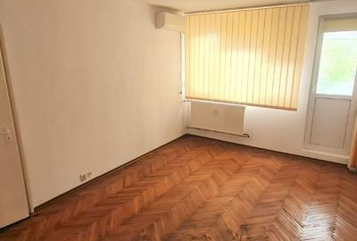 VÂNZARE  Apartament cu 2 camere   49,44 m² direct proprietar - 1