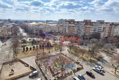 Apartament cu 4 camere decomandat de vanzare in zona Rovine - 3