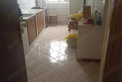 2 camere | decomandat | bloc an 1984 | Metrou Crangasi - 4