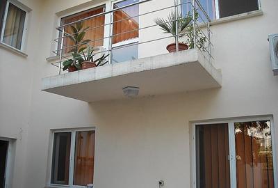 Piata Alba Iulia, vila P+1, 6 camere, curte 110mp - 7