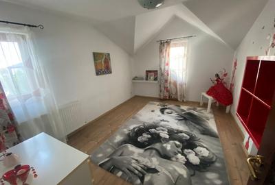 Dobroesti | Vila 8 Camere | P+1+M+P | TEREN 360 Mp | Constructie 2008 - 16