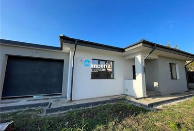 Casa plan parter tip duplex de vanzare,400 mp curte si garaj Breazu - 2