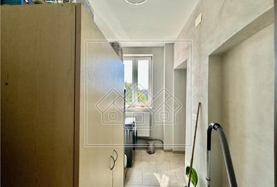 Casa individuala de vanzare in Sibiu, 373mp teren, 8 camere, zona buna - 23