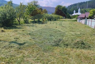 Teren casă 1280 m2, cu proiect, autorizației și utilități. - 1