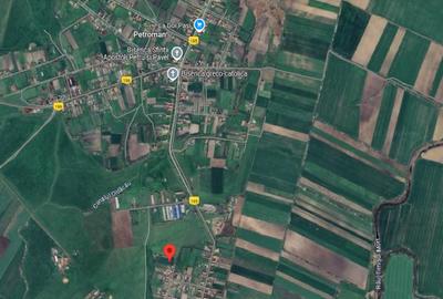 Teren 4.650 mp, intravilan, cu front de 42 ml. - 1