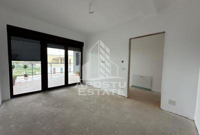 Apartament cu 3 camere semidecomandat în Braytim