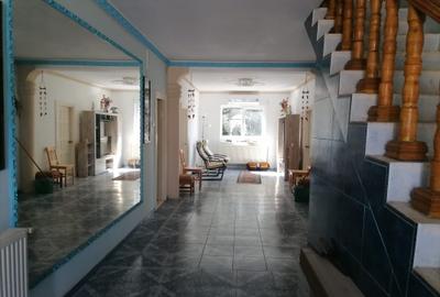 Vila S+P+1, cu teren mare, situata central in Eforie Sud, ideal pensiune. - 6