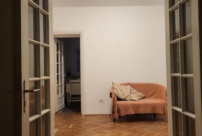 Inchiriere casa 2 camere renovata curte 100mp Cotroceni metrou Eroilor - 11