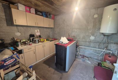 Casă individuală cu 5 camere în Exterior Vest