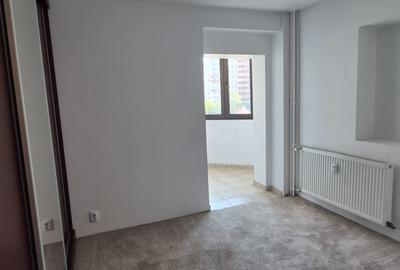 1 Mai - Clucerului - apartament deosebit, 3 camere - 18