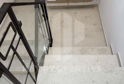 Piata Romana, mansarda boema, finisaje in linii simple si elegante - 12