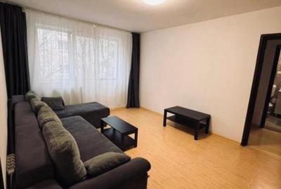Apartament cu 3 camere în Drumul Taberei