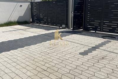 Vila individuala noua, 300 mp, 4 camere, 3 bai, curte, parcare, zona 1 Decembrie - 14