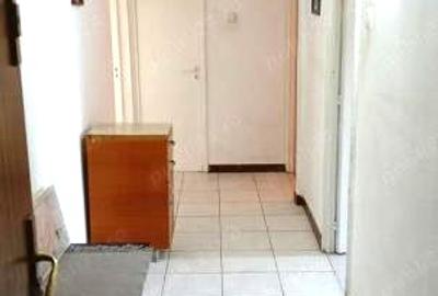 APARTAMENT 2 CAMERE 4/4 60MP  BL 1985 STRADAPRIDVORULUI PARC - 3