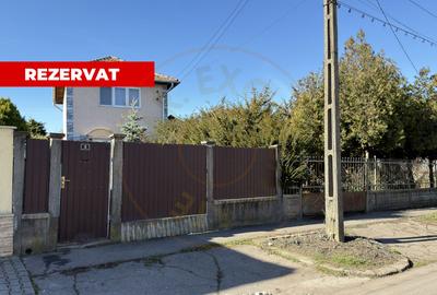 Casă 2 camere P+1 , Teren 191 mp - Str. Șoimului - Carei - 1