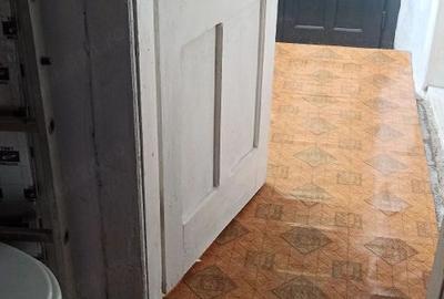 Apartament la casa de vânzare 2 camere baie - 4