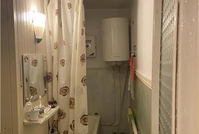 Apartamen 3 camere , cartier Sud 70 mp , decomandat - 9