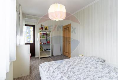 Casă spațioasă 350 mp utili, Teren 650 mp, Garaj subteran, Tractorul - 28